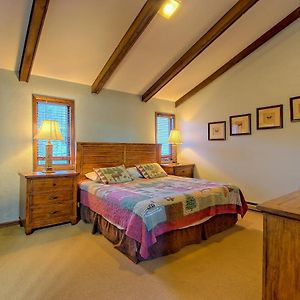 Two-Bedroom Apartment Single Beds